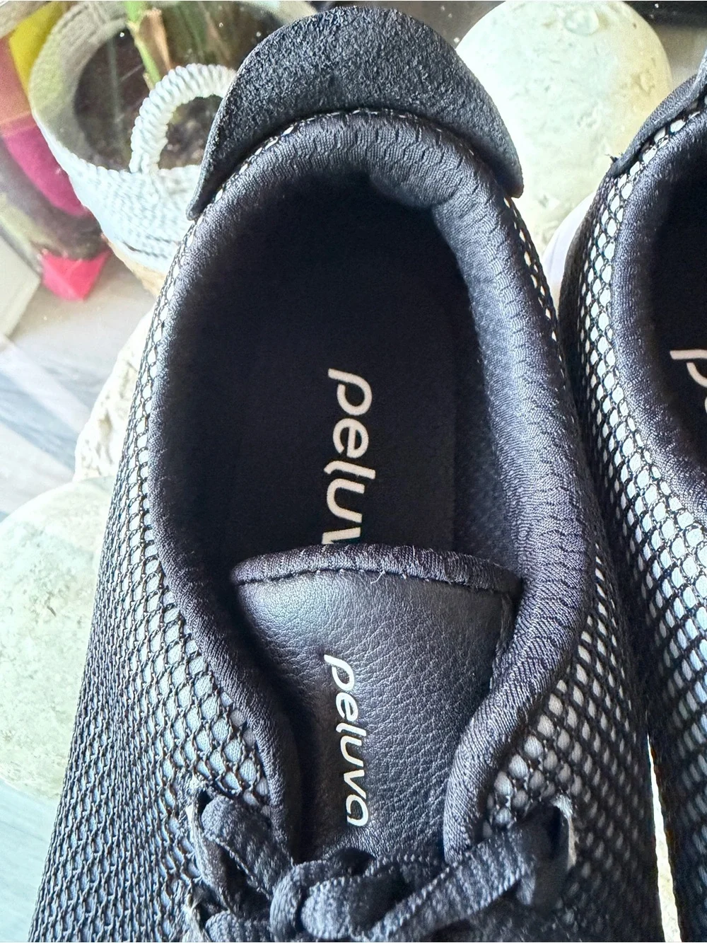 Peluva Strand Sport Mesh Men’s 10.5 Black White Five Toe Zero Drop Shoes